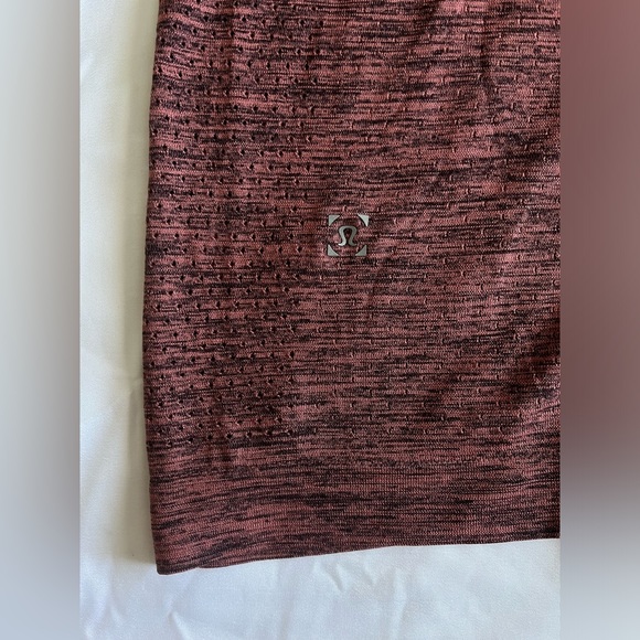 NWOT Lululemon Metal Vent Tech Surge Short Sleeve 1/2 Zip - Size XL Bric… - Picture 14 of 14